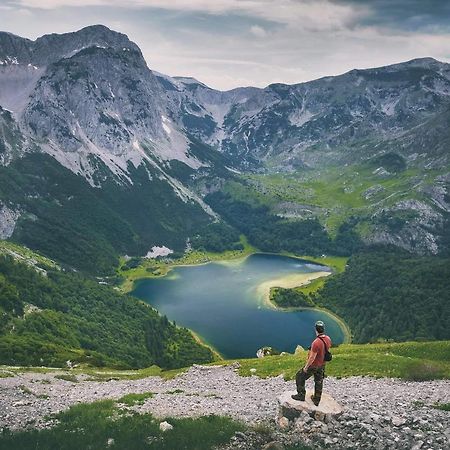 Apartman Sutjeska Tjentiste Bagian luar foto