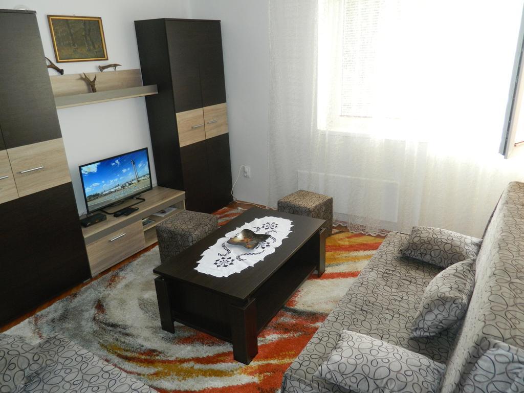 Apartman Sutjeska Tjentiste Bagian luar foto