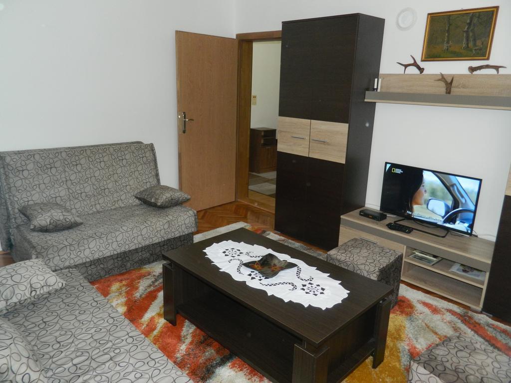 Apartman Sutjeska Tjentiste Bagian luar foto